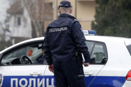 U eksploziji uništena dva automobila