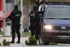 Policijska akcija kod Rogatice, pronađena ukradena vozila