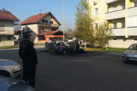 Nakon dvije eksplozije zelenašu izgorjela tojota