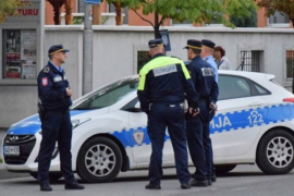 Rasvijetljeno razbojništvo u Tesliću: Ženi trakom zalijepio ruke i ...