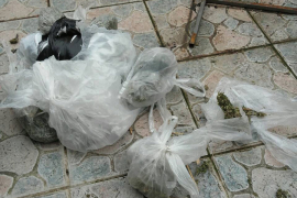 Kod dilera u Velikoj Kladuši pronađen i samurajski mač