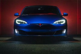 Betmen ima "Betmobil", a šta bi vozio Supermen da nije novinar?