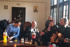 Beogradski sindikat u manastiru zapjevao "Dogodine u Prizrenu" ...