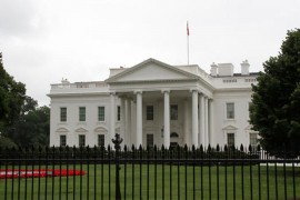 Bijela kuća ponovo prijeti ukidanjem akreditacije novinaru CNN-a