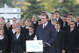 Vučić: Nikad niko nije pokorio Srbiju, pa neće ni danas