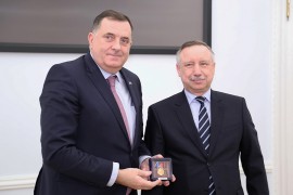Beglov uručio Dodiku odlikovanje Sankt Peterburga