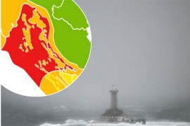 Crveni meteo alarm u Hrvatskoj, prevrnuo se kamion zbog bure