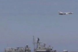 Britanski razarač nadlijetalo 17 ruskih aviona