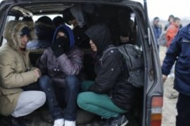 Pokušao da prokrijumčari 18 migranata