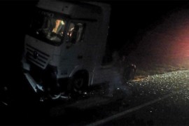Sudar kamiona i mercedesa, povrijeđeno jedno lice