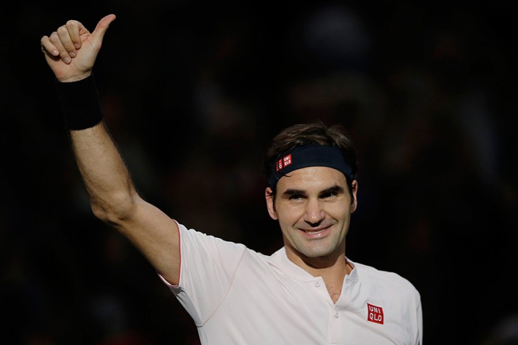Federer se plasirao u četvrtfinale Pariza i prestigao Nadala