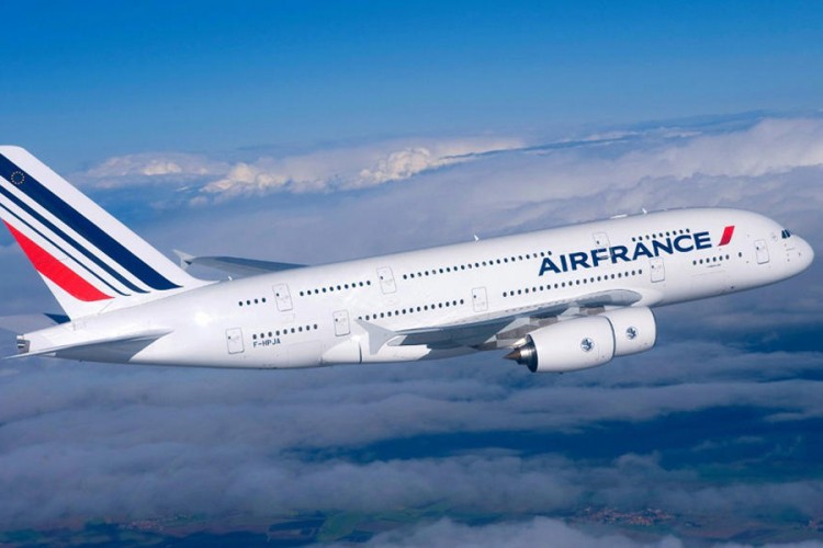 Francuski avion vraćen u Pariz, nije mu dozvoljeno da preleti Rusiju