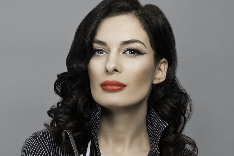 Samra Menzilović Ćatić nova voditeljka Stola za 4