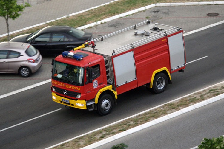 Požar na Vračaru, stradala jedna osoba