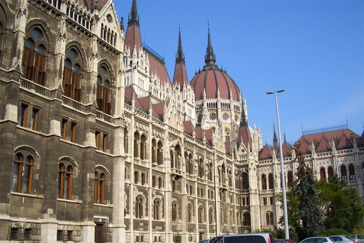 Mađarska vlada neće davati ustupke Soroševom univerzitetu