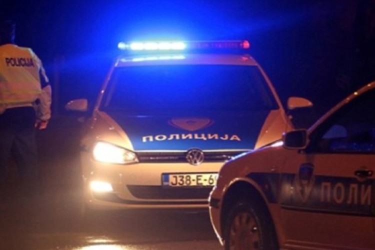 Djevojka povrijeđena u sudaru pasata i golfa