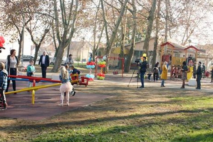 Otvoren uređeni gradski park