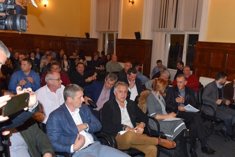 Bijeljinski SDS će tražiti ostavku Govedarice?