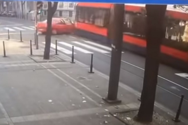 Objavljen snimak tragičnog udesa u Beogradu