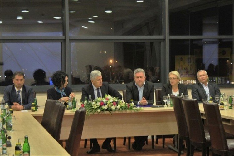Čović: Nećemo ispunjavati ničije želje, rasterećeno ćemo tražiti partnere