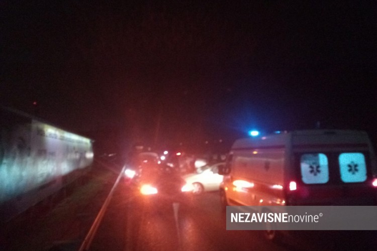Težak udes kod Trna, kilometarska kolona