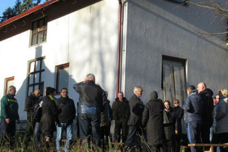 Komisija ministarstva i novi direktor  u prostorijama ŠG "Klekovača-Potoci"