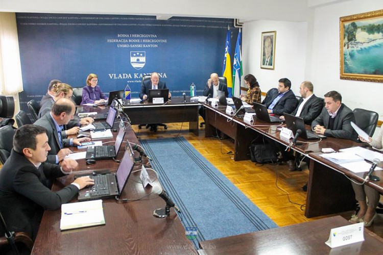 Unsko-sanski kanton pred finansijskom krizom