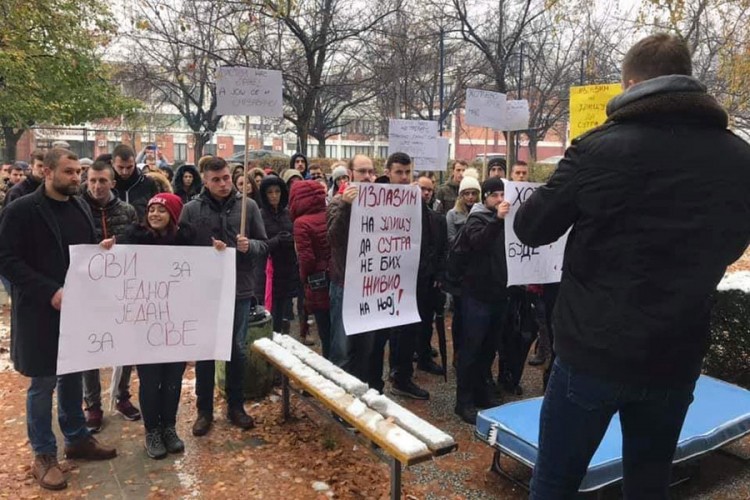 Brucoši će biti oslobođeni plaćanja soba?