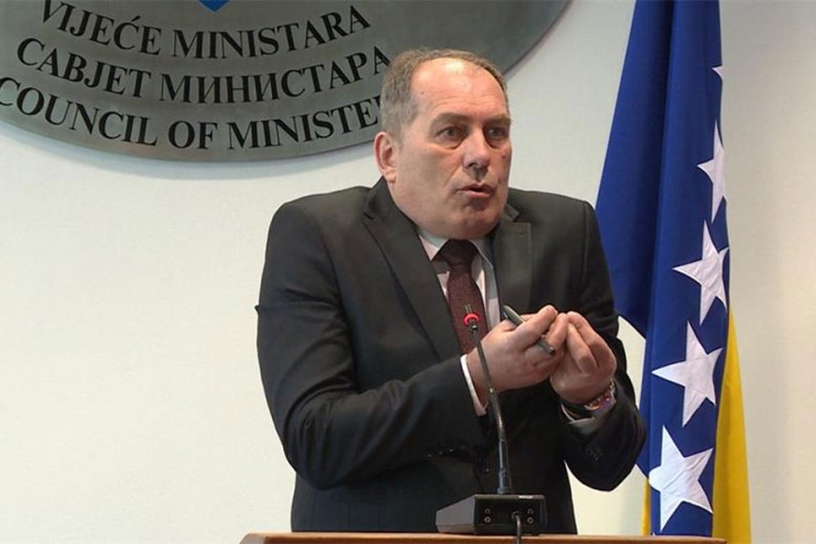 Mektić: Dodik traži da svako sebi puca u glavu