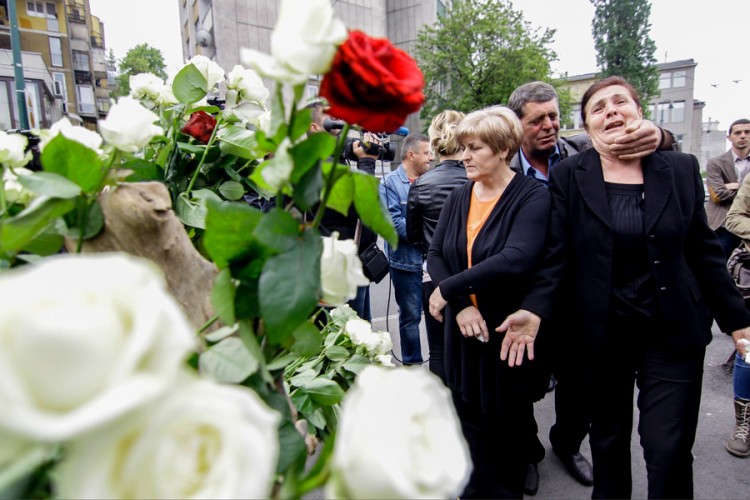 Ispovijest majke mladića ubijenog u Dobrovoljačkoj: Živim za dan da zločince stigne kazna
