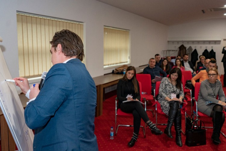 Najpotpuniji seminar prodaje održan u Banjaluci