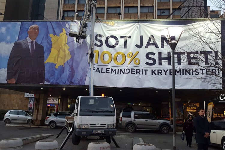 U centru Prištine bilbordi zahvalnosti Haradinaju