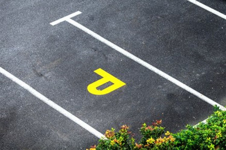 Vic dana: Mujo na parkingu