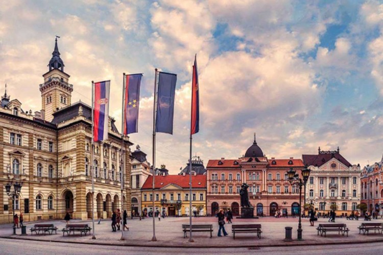 U Novom Sadu osvanule table "Trg Republike Vojvodine"