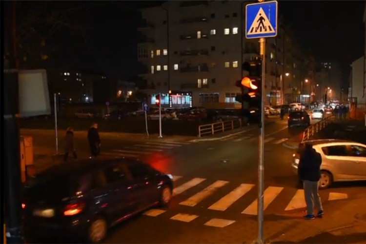 Vozači "ignorisali" semafor u Bijeljini