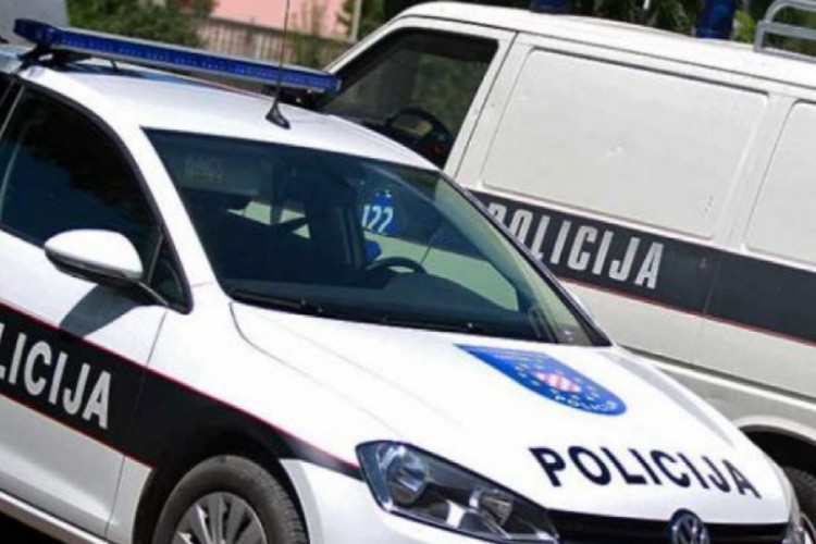 Mercedes udario pješakinju, s teškim povredama prevezena u bolnicu