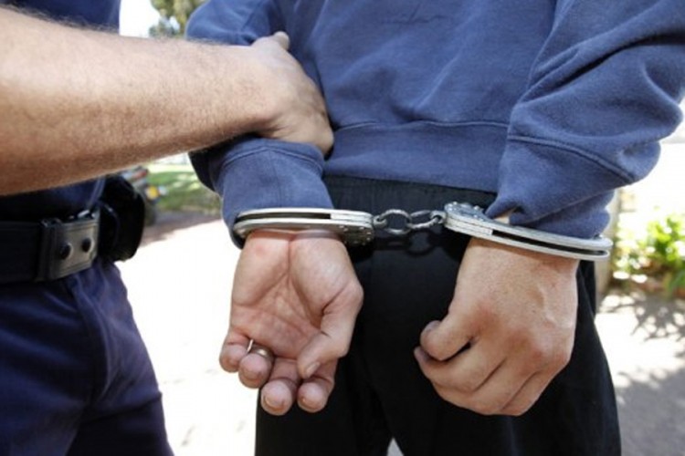 Prijetio policiji pa uhapšen