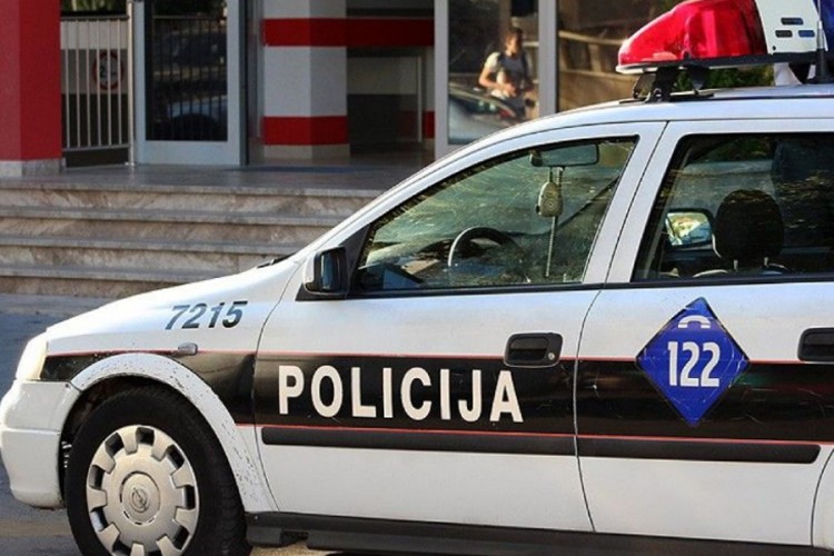 Radnica spriječila migrante u krađi: Prijetili joj da ne zove policiju