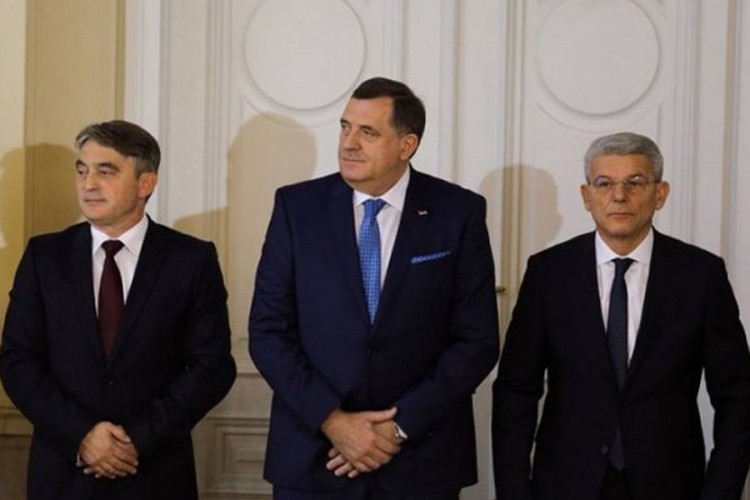 Komšić i Džaferović osudili prijetnje Dodiku