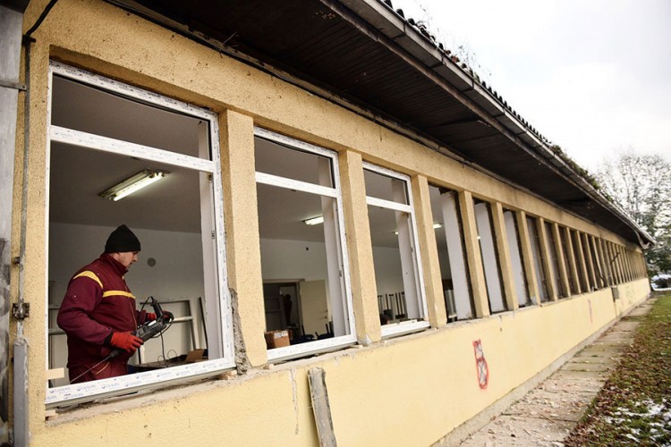 Počela obnova objekta mjesne zajednice u Rosuljama