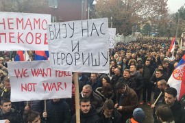 Kozarevu zabranjen ulazak na Kosovo, Srbi protestuju u Mitrovici ...
