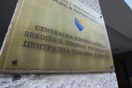 Narednih dana odluka o prijevremenim izborima u desetak gradova i opština