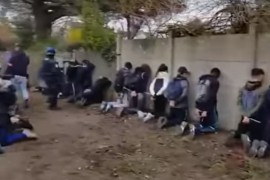 Snimak policijske akcije šokirao Francusku: Natjerali 153 učenika da ...