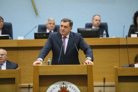 Dodik najavio: Promjene Ustava Srpske uskoro na dnevnom redu Narodne ...