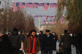 Pred skupštinsko glasanje o vojsci Kosova: Američke zastave u ...