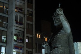 KFOR obezbjeđuje most u Kosovskoj Mitrovici, u sjevernom dijelu srpske ...
