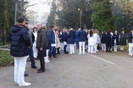 Ljekari i stomatolozi u USK odlučili: U generalni štrajk 1. januara