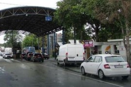 Smanjene gužve na graničnim prelazima, čekanja do dva sata