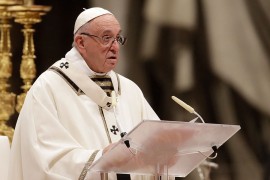 Papa osudio jaz između bogatih i siromašnih