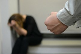 Pretukao suprugu, dobio mjesec dana zatvora